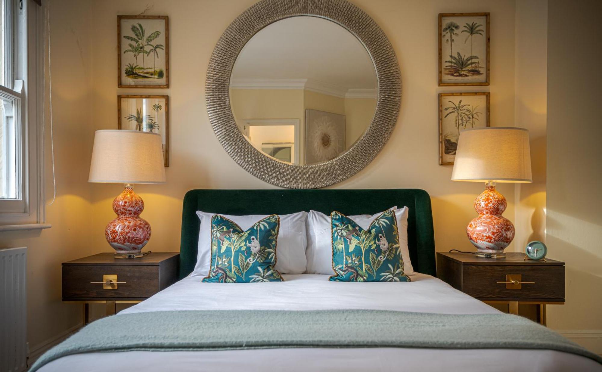 Luxury 3-bedroom House In Belgravia Prime Location And Stylish Apartment